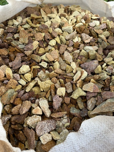 Златолит персиковый декоративная каменная крошка купить в Нефтеюганске