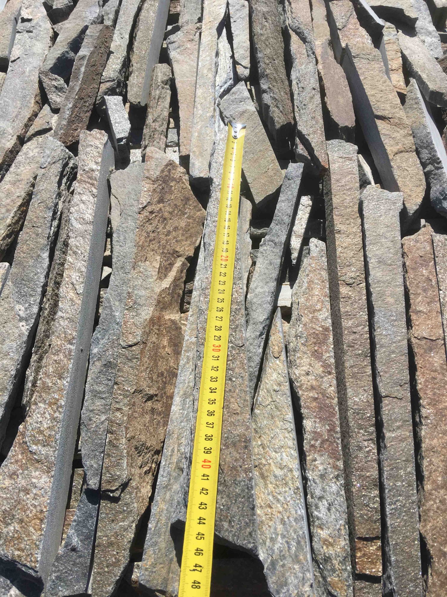 Горбушка златолит мультиколор для облицовки купить в Нефтеюганске