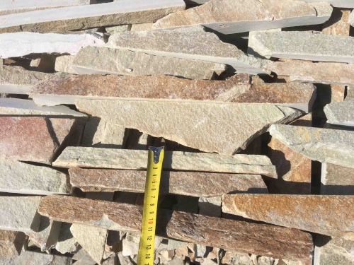 Горбушка златолит золотистый для облицовки купить в Нефтеюганске