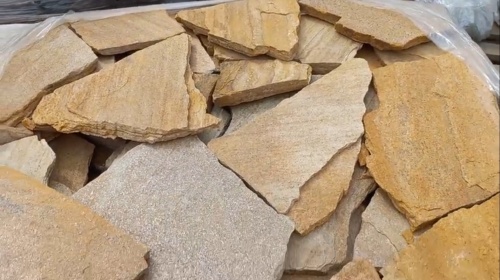 Плитняк златолит жёлтый для цоколя купить в Нефтеюганске