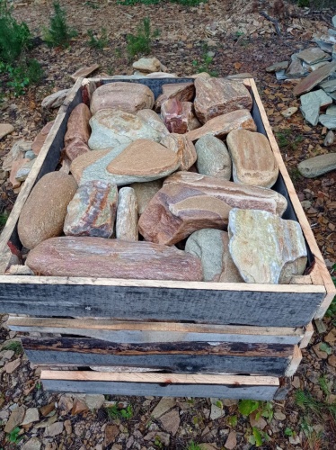 Златолит жёлтый, жёлто-зелёный глыбки и валуны для ланшафтного дизайна купить в Нефтеюганске