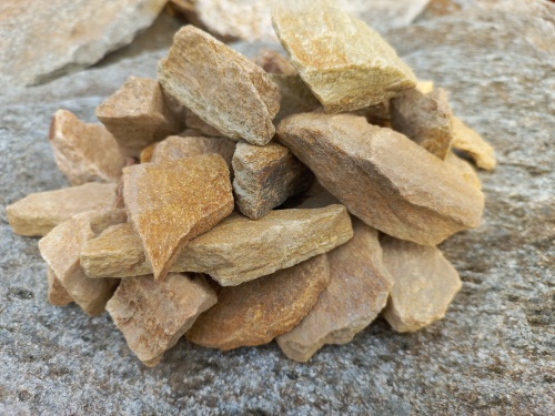 Златолит жёлтый декоративная каменная крошка купить в Нефтеюганске